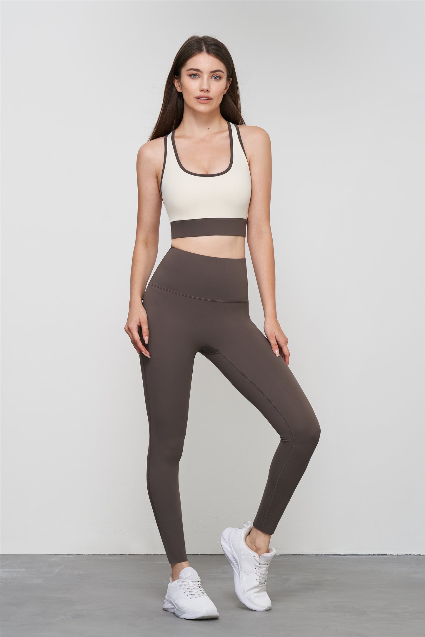 WX011-Lycra ropa interior deportiva de resistencia media color nude bolsillo trasero sujetador de Yoga sujetador de fitness con espalda hueca