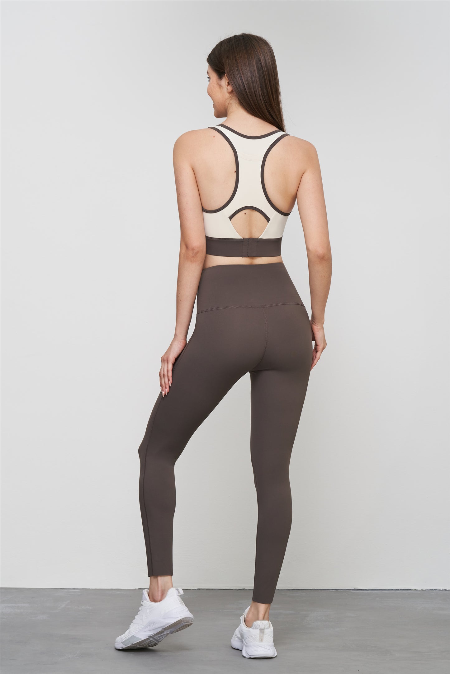 WX011-Lycra ropa interior deportiva de resistencia media color nude bolsillo trasero sujetador de Yoga sujetador de fitness con espalda hueca