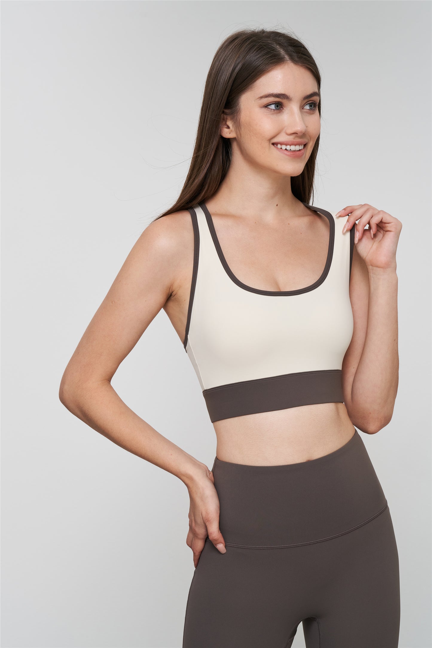 WX011-Lycra ropa interior deportiva de resistencia media color nude bolsillo trasero sujetador de Yoga sujetador de fitness con espalda hueca