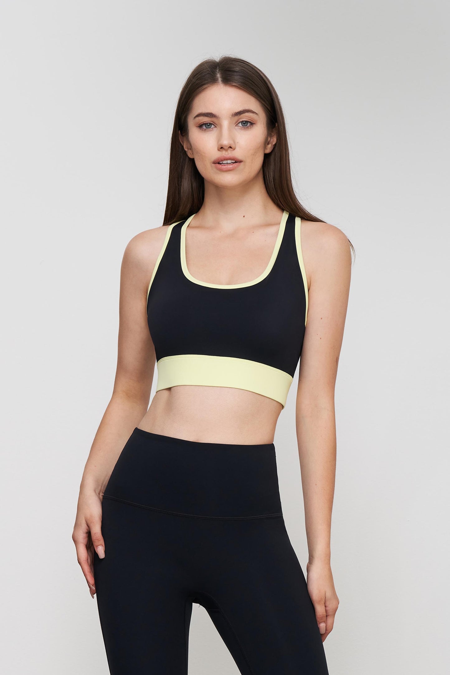 WX011-Lycra ropa interior deportiva de resistencia media color nude bolsillo trasero sujetador de Yoga sujetador de fitness con espalda hueca
