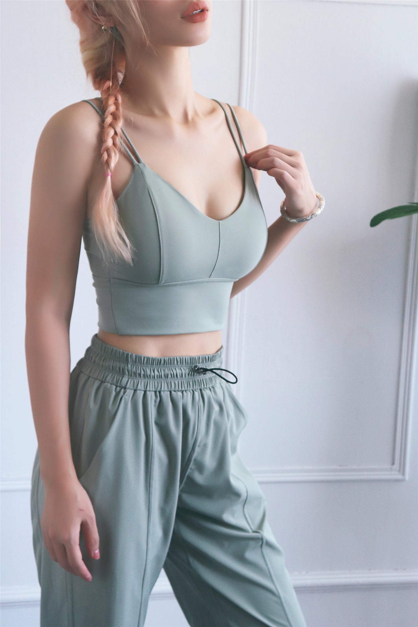 WX1210-BR nuevo chaleco doble halter europeo y americano, ropa interior deportiva para mujer, copa tridimensional, sujetador de yoga con espalda a la moda