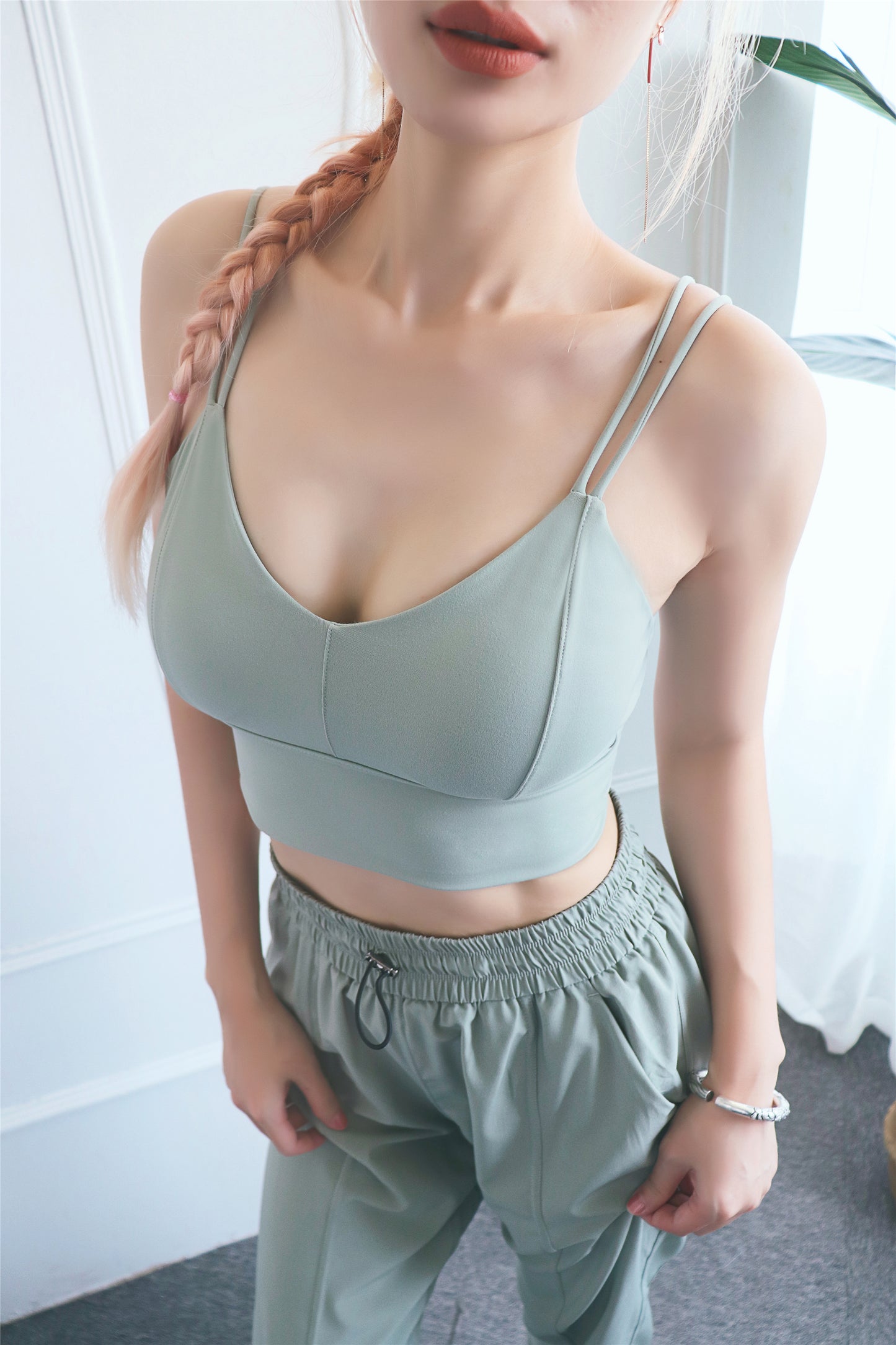 WX1210-BR nuevo chaleco doble halter europeo y americano, ropa interior deportiva para mujer, copa tridimensional, sujetador de yoga con espalda a la moda