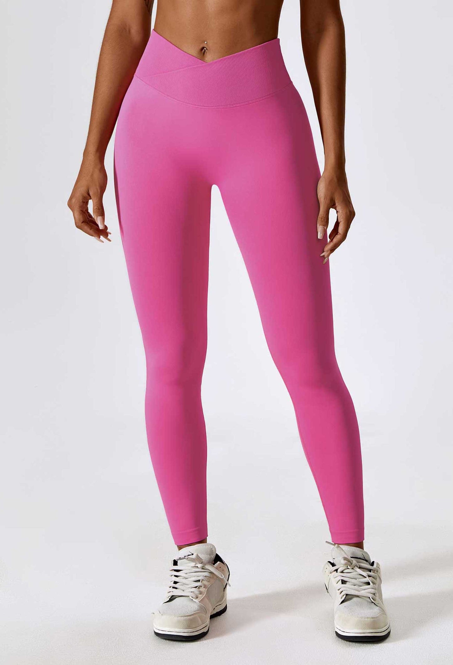 HR4596-BR European and American medium-intensity peach hip-lifting sports fitness leggings, seamless and naked feel yoga pants.