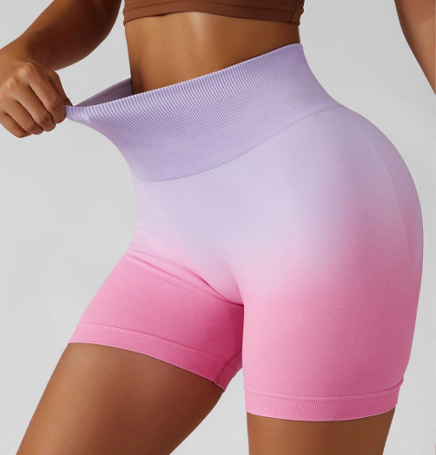 HR6406-European and American gradient seamless yoga shorts, breathable and tight-fitting sports shorts for women, high-waisted elastic butt-lifting fitness pants